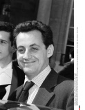 PARIS : Sortie du Conseil des ministres du 19 mai 1993