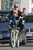 Pink takes daughter Willow for a mid day cruise through Venice
