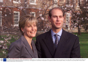 Prince Edward And Sophie Rhys Jones Announce Their Engagement In London 6jan99 - Prince Edward The Youngest Son Of Britain's Queen Elizabeth Ii Walks In The Garden Of St James' Palace With His Fiancee Sophie Rhys-jones Where They Announced Their En