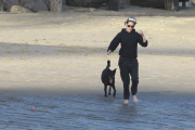 *PREMIUM EXCLUSIVE* **NO WEB** Kristen Stewart and girlfriend Alicia Cargile spend a romantic afternoon at the beach in Malibu