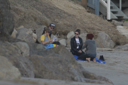 *PREMIUM EXCLUSIVE* **NO WEB** Kristen Stewart and girlfriend Alicia Cargile spend a romantic afternoon at the beach in Malibu