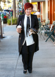 *EXCLUSIVE* Sharon Osbourne refreshes with an iced coffee in Beverly Hills