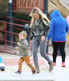 PREMIUM EXCLUSIVE Hilary Duff and Luca hit the park