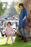 Alyson Hannigan and Keeva get their peek-a-boo on!