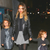 PREMIUM EXCLUSIVE Jessica Alba takes her girls to see the Gwen Stefani show