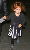 PREMIUM EXCLUSIVE Jessica Alba takes her girls to see the Gwen Stefani show