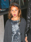 PREMIUM EXCLUSIVE Jessica Alba takes her girls to see the Gwen Stefani show