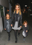 PREMIUM EXCLUSIVE Jessica Alba takes her girls to see the Gwen Stefani show