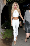 Pia Mia Perez smiles as she makes his way through the fans at Craig's