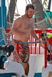 *EXCLUSIVE* **NO WEB, MUST CALL FOR PRICING** Anna Faris and Chris Pratt have a romantic getaway in Maui with baby Jack