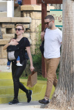 EXC:  SCARLETT JOHANSSON AND FAMILY SHOPPING!