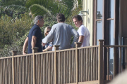 *EXCLUSIVE* George Clooney enjoys a Sunny Day visit to Rande Gerber's home