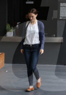 A tired-looking Natalie Portman trudges through her day in Los Angeles