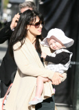 Alec and Hilaria Baldwin take little Carmen on a shopping trip