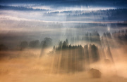 Photographer captures beautiful images of sunrays in Beskidy Mountains, Poland, Feb 2015
