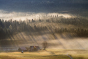 Photographer captures beautiful images of sunrays in Beskidy Mountains, Poland, Feb 2015