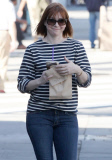 Exclusive... Alyson Hannigan Stops For Snacks In Brentwood 