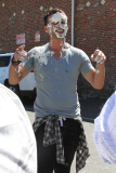 Silly Suzanne Somers gets a pie in the face