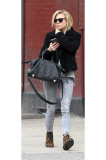 Sienna Miller Hailing a Cab in Chelsea