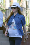 *EXCLUSIVE* Isla Fisher has Something to Pick at Runyon Canyon