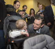 Ted Cruz campaigns in New Hampshire