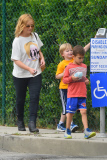 Amy Poehler brings her brood of boys to the farmer's market
