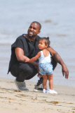 *PREMIUM EXCLUSIVE* Kanye West, Kim Kardashian and baby North have a family day in Malibu**WEB EMBARGO UNTIL 10AM PST ON 03/24/15**