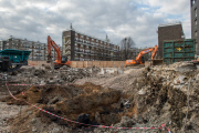 1000lb bomb uncovered on a building site in Bermondsey, London, Britain - 23 Mar 2015