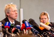 Flugzeugabsturz 4U9525:  Pressekonferenz im Rathaus in Haltern einen Tag nach dem Absturz der Germanwings MaschineFlugzeugabsturz 4U9525:  Pressekonferenz im Rathaus in Haltern einen Tag nach dem Absturz der Germanwings Maschine