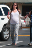 *EXCLUSIVE* Jessica Biel shows off huge baby bump during a beach walk