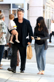 Alec Baldwin plants a big Kiss on baby Carmen