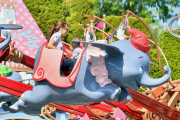 Jennifer Garner poses with Mickey Mouse during fun family day at Disneyland!