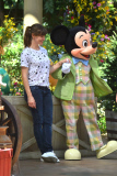 Jennifer Garner poses with Mickey Mouse during fun family day at Disneyland!