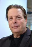 PARIS : Douglas Kennedy, close up