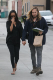 *EXCLUSIVE* Zoe Saldana and Marco Perego hold hands and chat on the phone while getting a parking ticket
