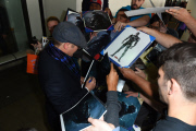 Actor James Spader grabs a cigarette at LAX whilst with his look alike son **NO UK**