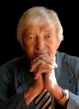 Richie Benaud Cricket Commentator Australian Former Test Cricketer Launching His New Book.. Cricket Picture Graham Chadwick