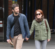 Julianne Moore looking chic on a beautiful NYC day