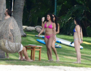 **SEMI-EXCLUSIVE** Selena Gomez shows off her figure in a pink bikini in Mexico