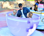 *EXCLUSIVE* Orlando Bloom treats Flynn to an afternoon at Disneyland **NO GERMANY, FRANCE**