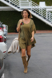 Elisabetta Canalis ends a shopping run at Fred Segal