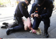 Madrid: Femens protest