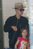 Kendall Jenner and Hailey Baldwin make cakes with Justin Bieber and his sis Jazmyn