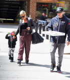 Pink and Carey Hart grab a pizza with little Willow in Tribeca
