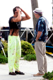 Zac Efron flexes his muscles to Robert De Niro on "Dirty Grandpa"