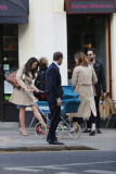WILL AND KATE LOOKALIKES IN PRIMROSE HILL!