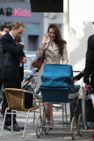 WILL AND KATE LOOKALIKES IN PRIMROSE HILL!