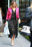 Jessica Alba wears pink leather for a retail therapy session