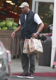 Doc Rivers Grocery Shopping At Bristol Farms 
