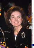 JACKIE ONASSIS HOSTING THE MUNICIPAL ARTS SOCIETY GALA DINNER AND BALL IN NEW YORK, AMERICA - 1993